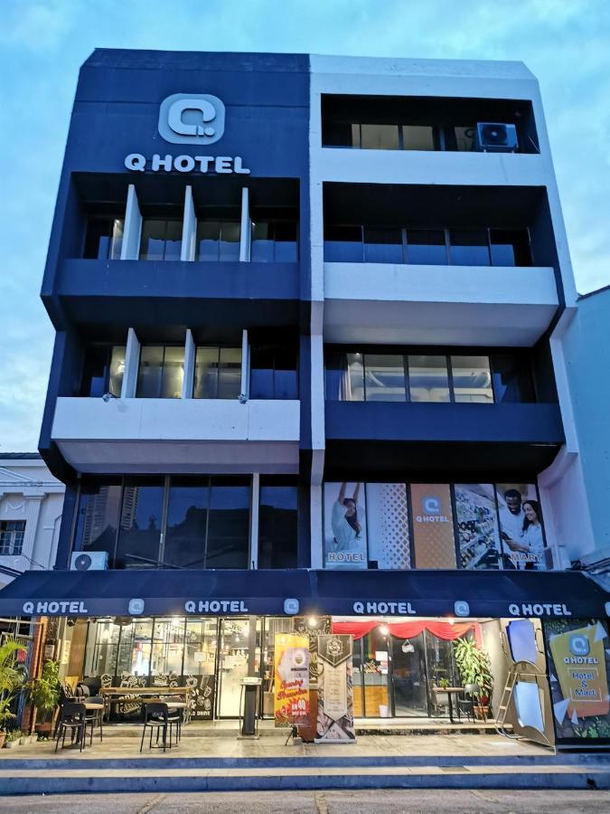 Q Capsule Hotel George Town Kültér fotó